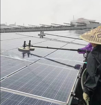 光伏板如何清洗